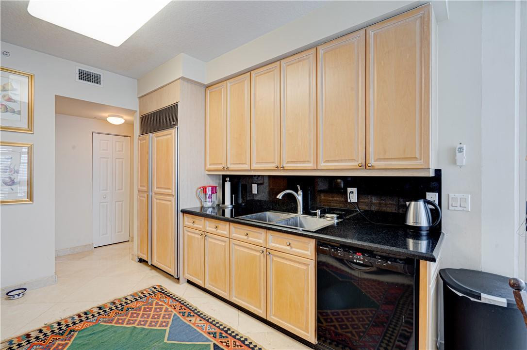 L'Hermitage II Condo - Residential Lease