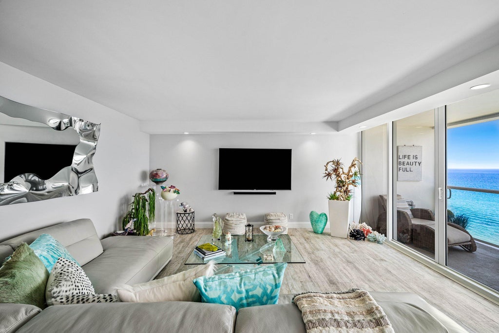 Photo of 2800 S OCEAN Boulevard #17L, Boca Raton, FL 33432 (MLS # B26070962)