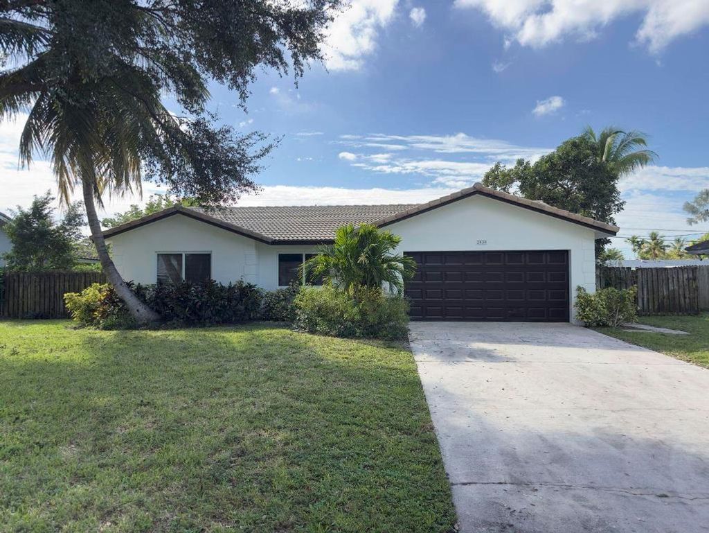Photo of 2030 Bonnie Street, Boca Raton, FL 33486 (MLS # R11146228)