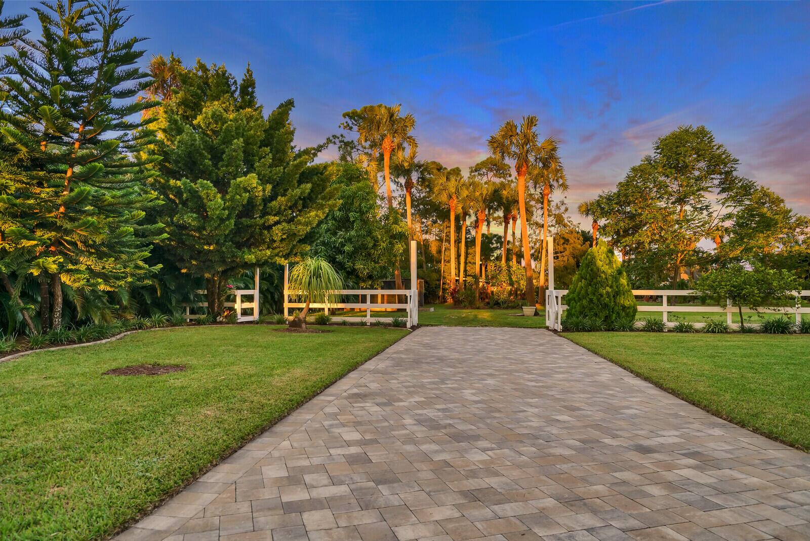 6624 Dillman Road