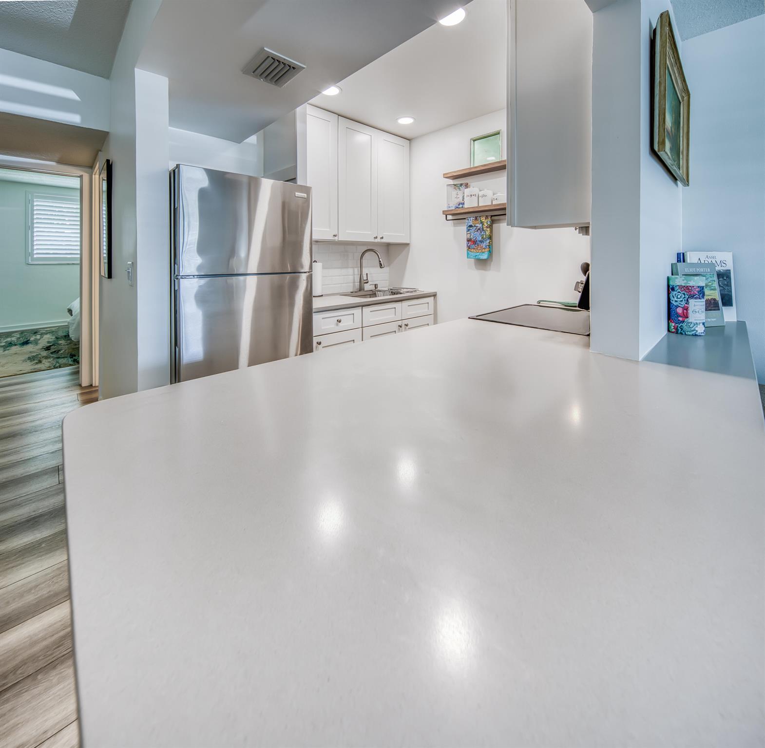 PALM BEACH WHITEHOUSE - Residential Lease