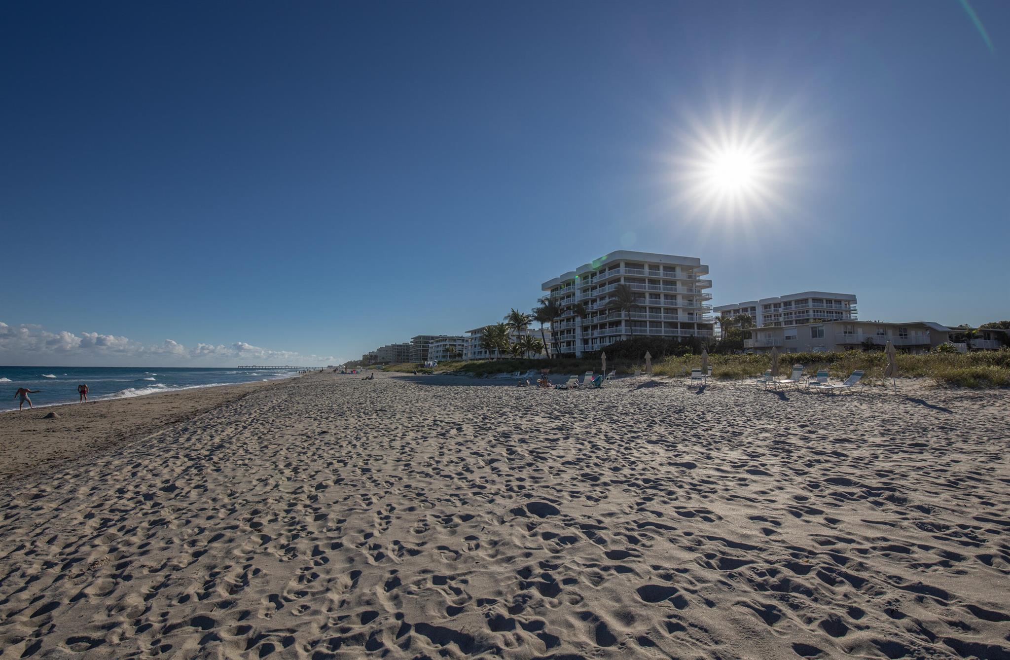PALM BEACH WHITEHOUSE - Residential Lease