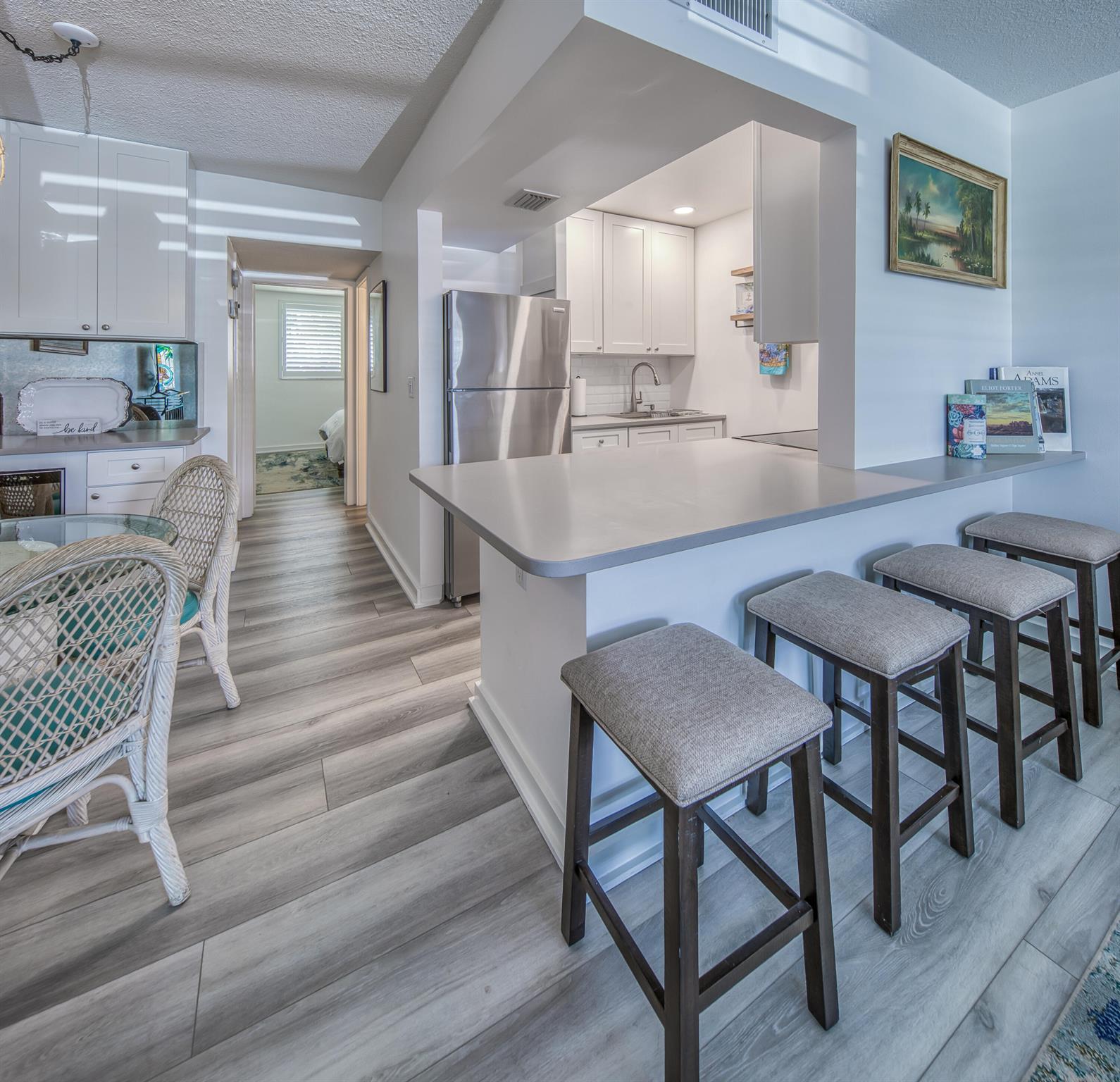 PALM BEACH WHITEHOUSE - Residential Lease