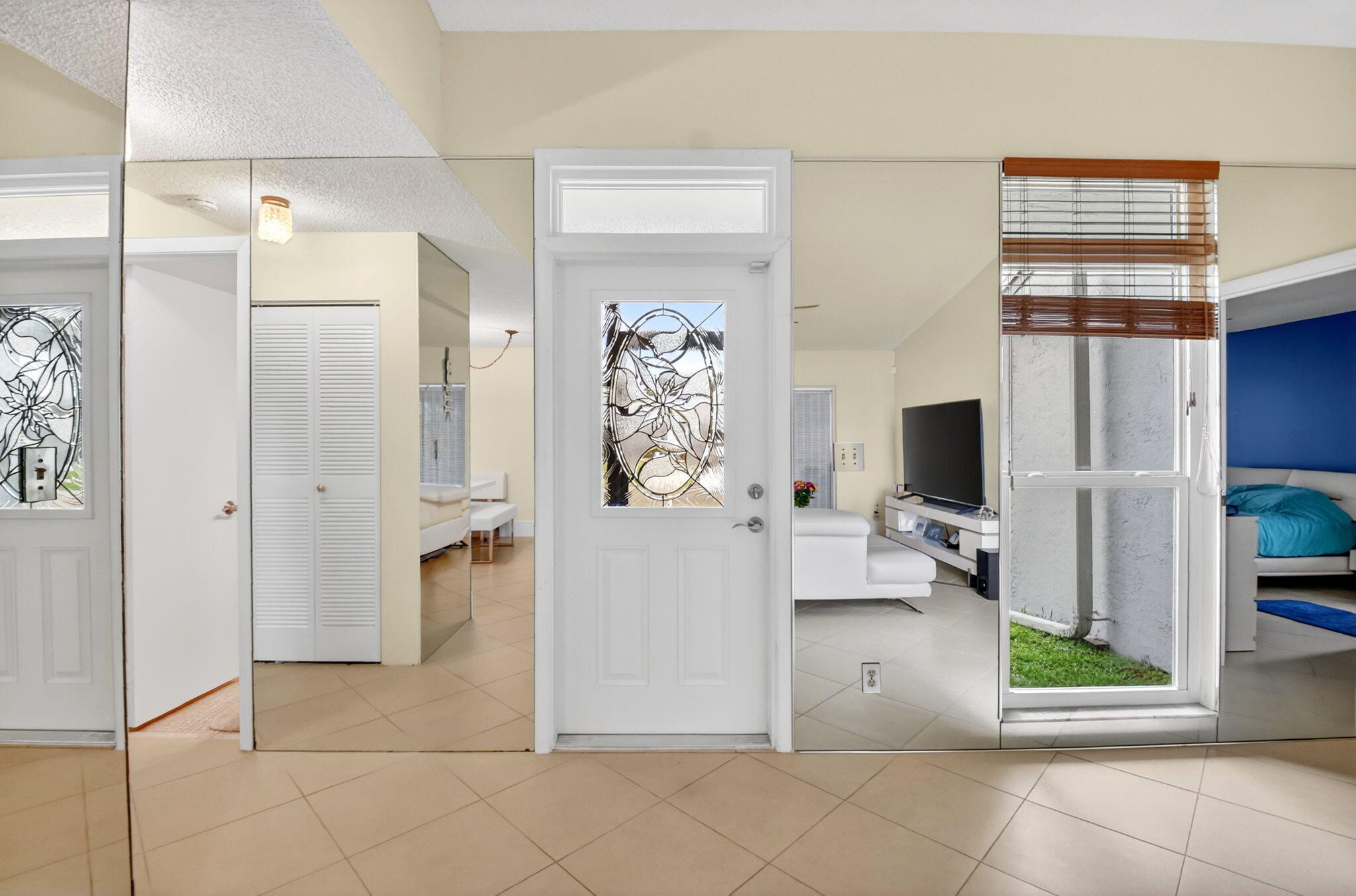 COCO WOOD LAKES SEC 3 - Residential