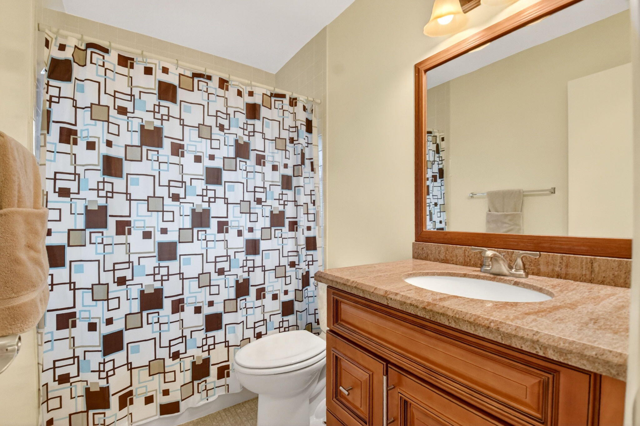 COCO WOOD LAKES SEC 3 - Residential