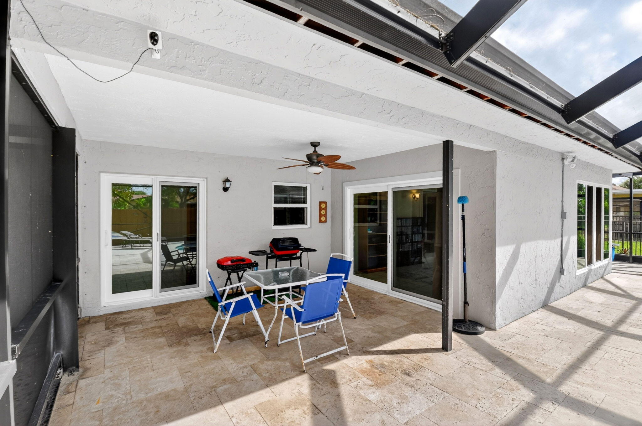 COCO WOOD LAKES SEC 3 - Residential