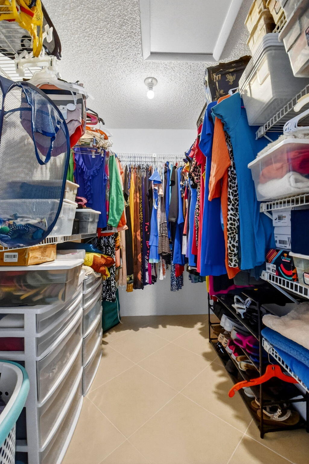 COCO WOOD LAKES SEC 3 - Residential