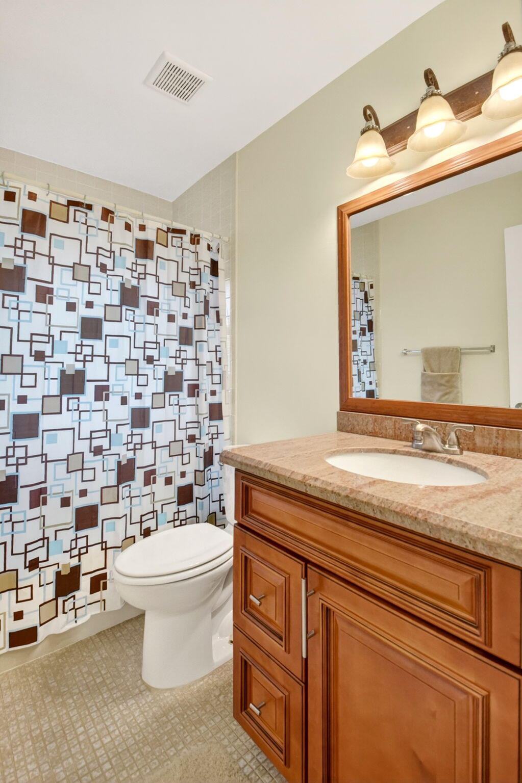 COCO WOOD LAKES SEC 3 - Residential