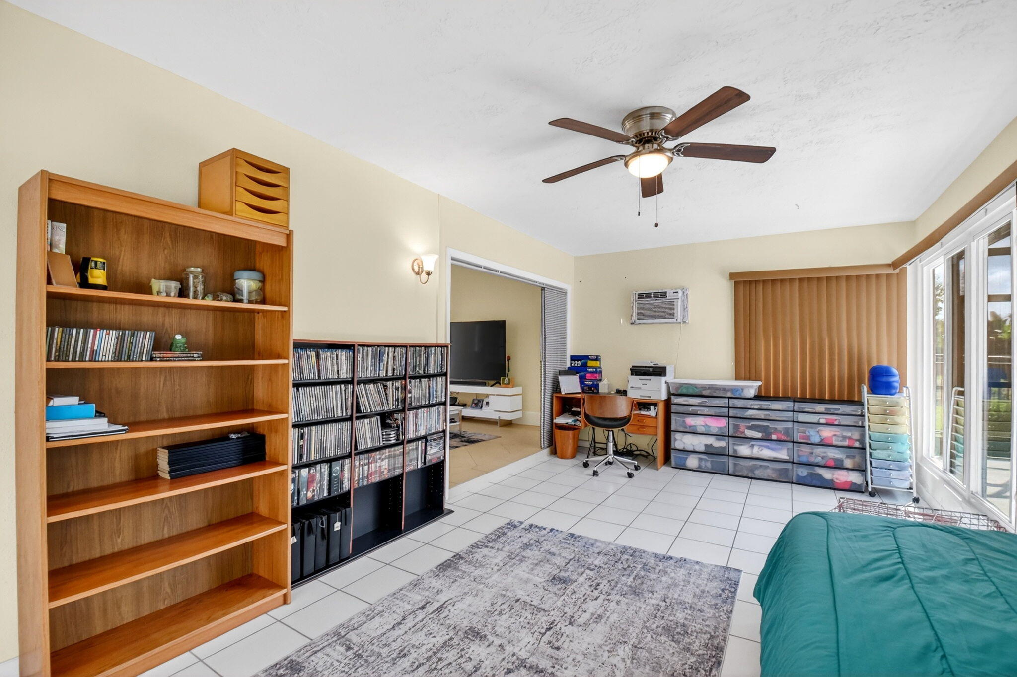 COCO WOOD LAKES SEC 3 - Residential