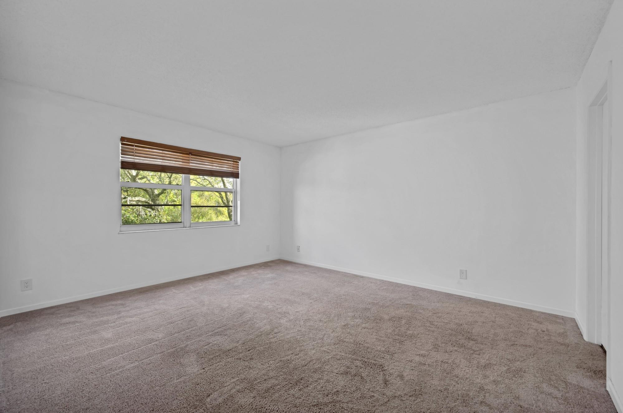 Sherwood Square - Residential