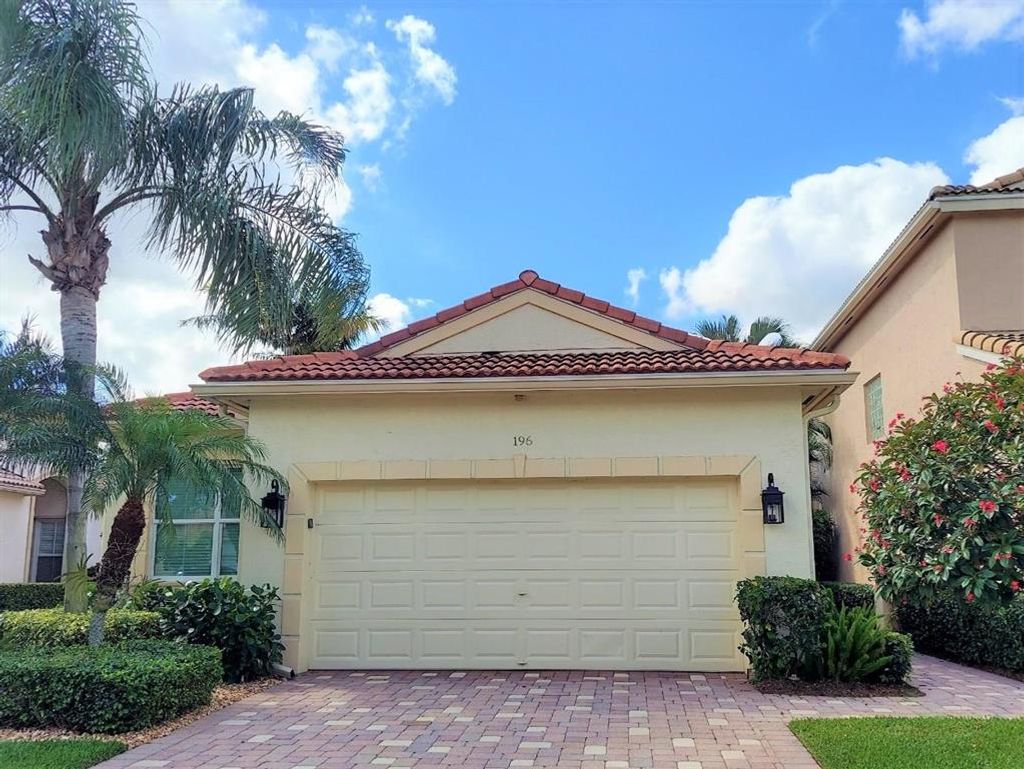 Photo of 196 Isle Verde Way, Palm Beach Gardens, FL 33418 (MLS # R10732206)