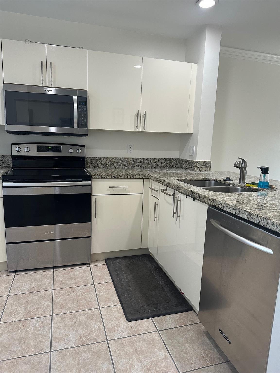 Malibu Bay - Residential Lease