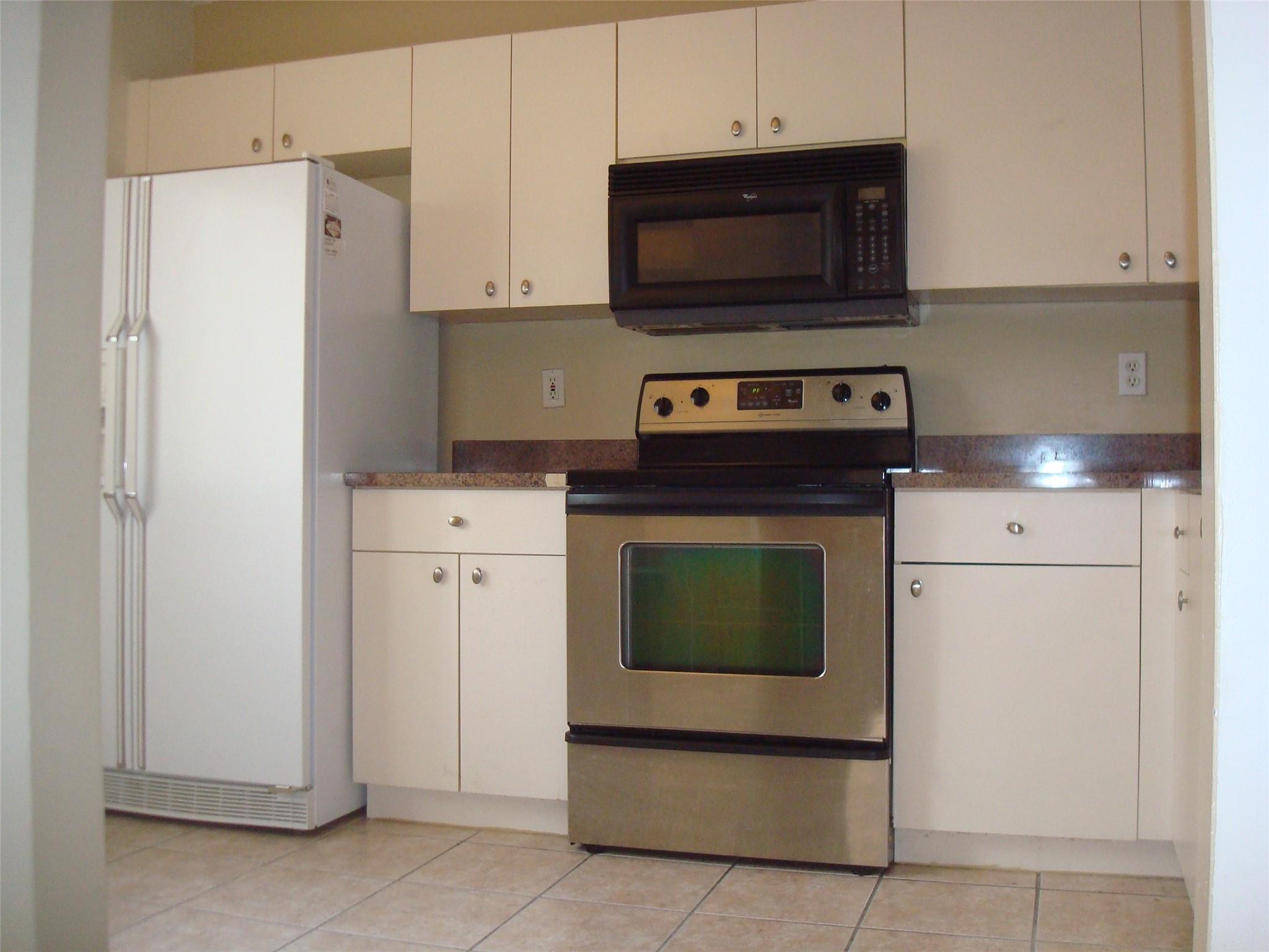 Malibu Bay - Residential Lease