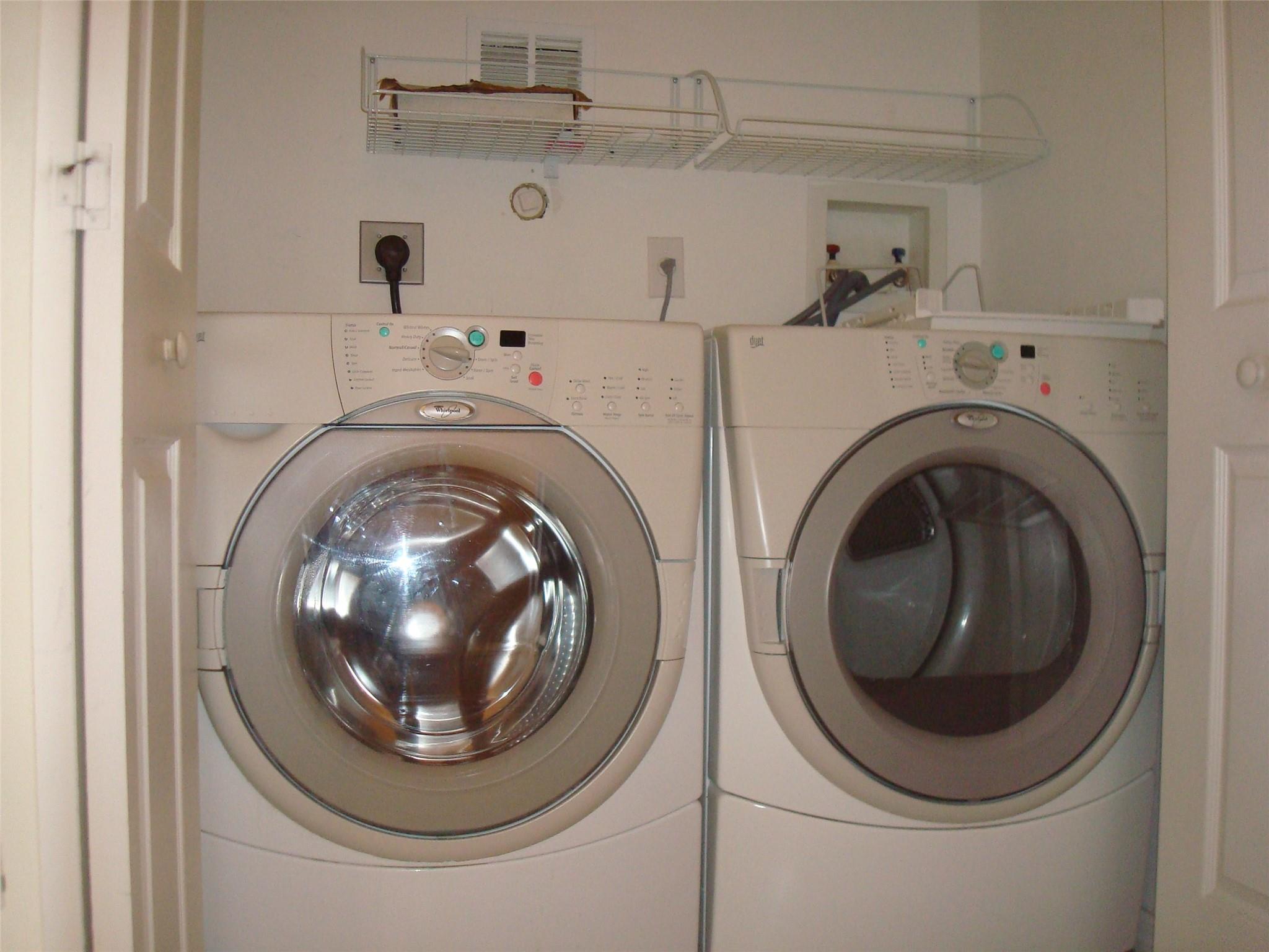 Malibu Bay - Residential Lease