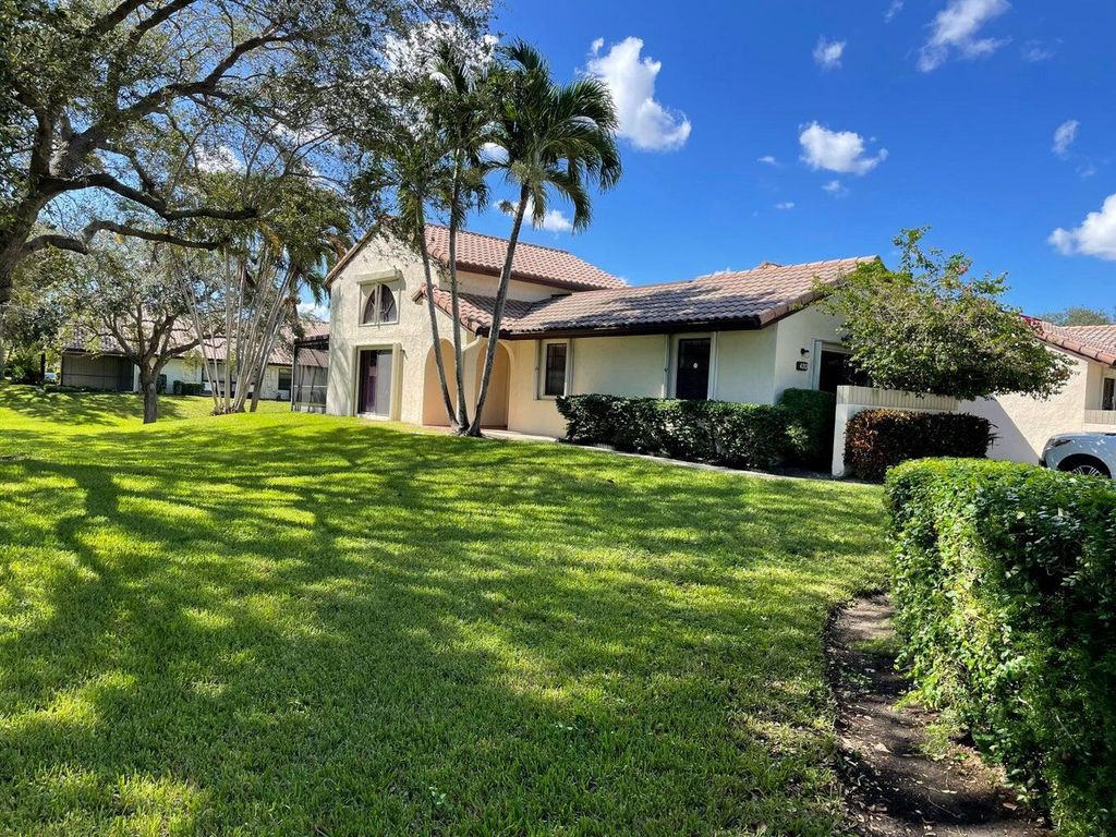 Photo of 420 Ashwood Place, Boca Raton, FL 33431 (MLS # R11097610)