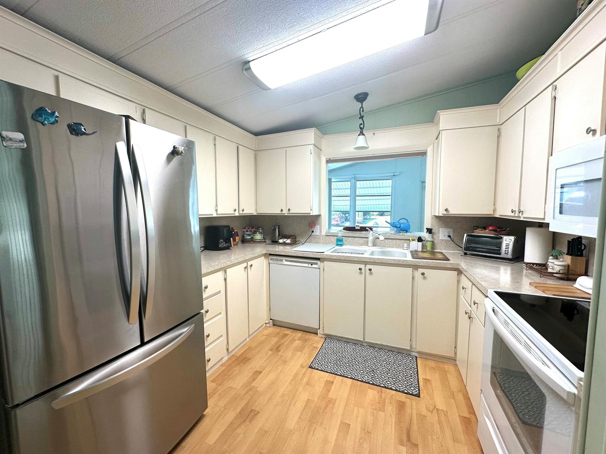 8204 W Bitterbush Lane, Port St Lucie, FL, 34952/$220,000 1 8204 W Bitterbush Lane