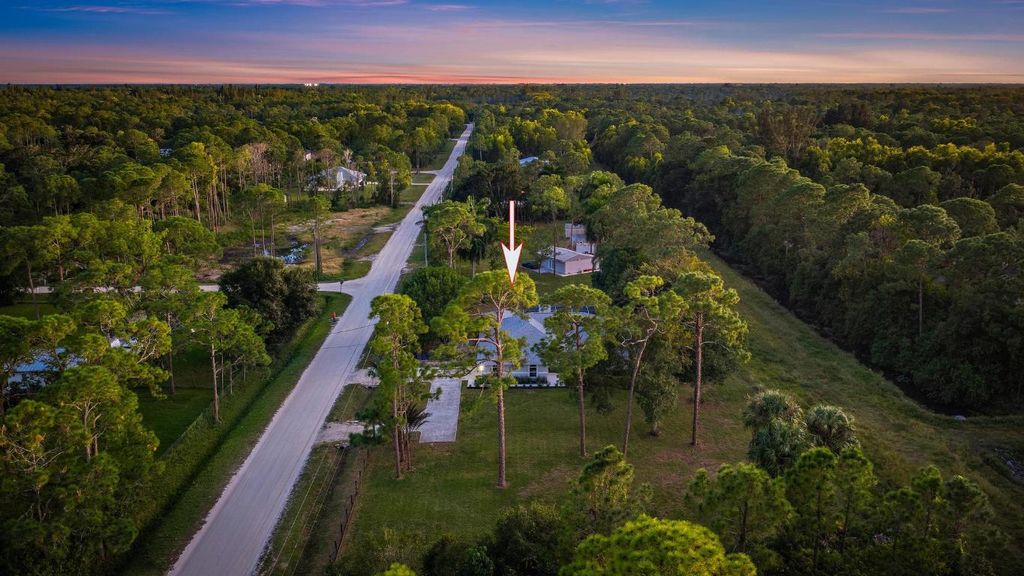 Photo of 15451 129th Place N, Jupiter, FL 33478 (MLS # R11147012)