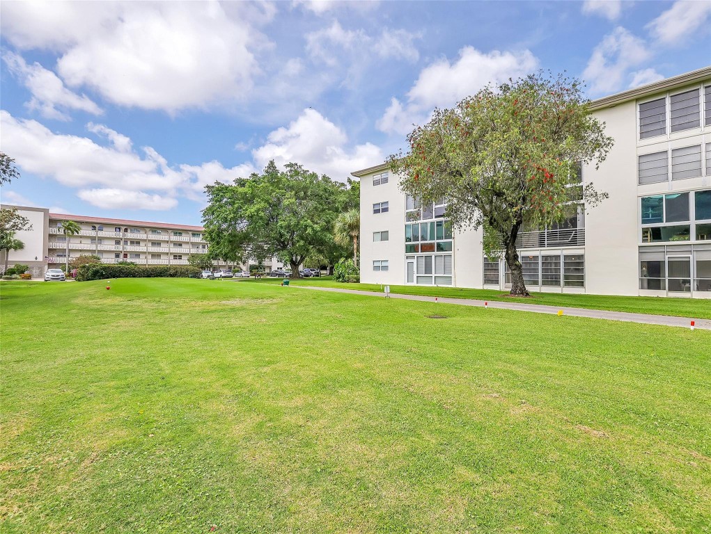 BIMINI VILLAGE E CONDO - Residential Lease