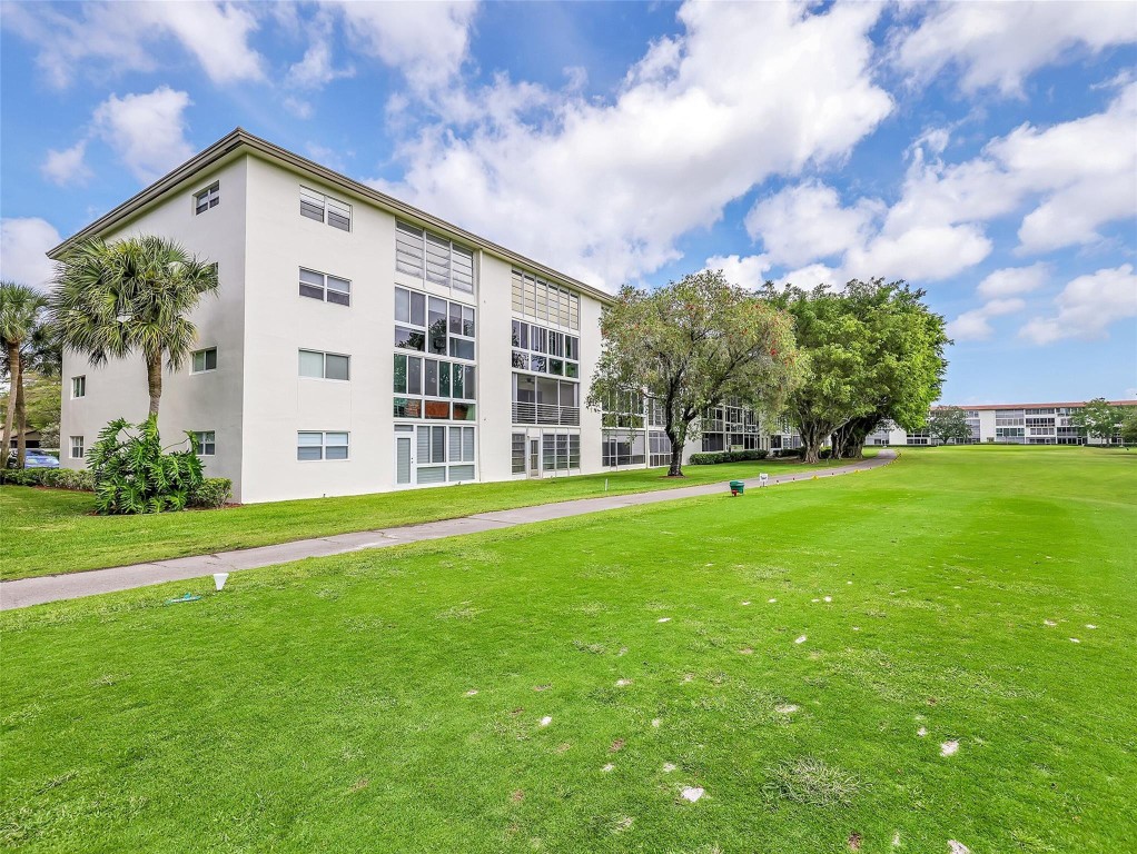 BIMINI VILLAGE E CONDO - Residential Lease