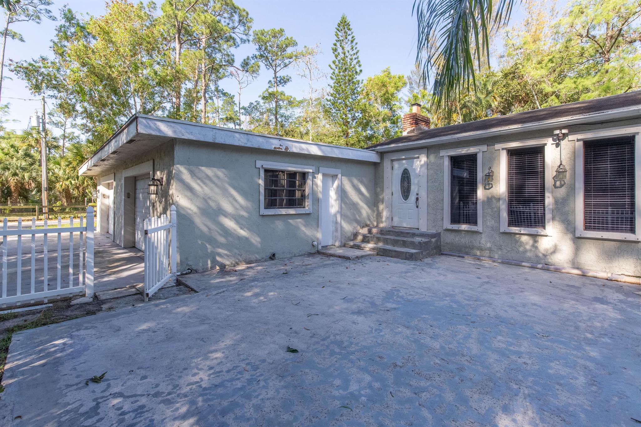 PALM BEACH LITTLE RANCHES 2 - Residential