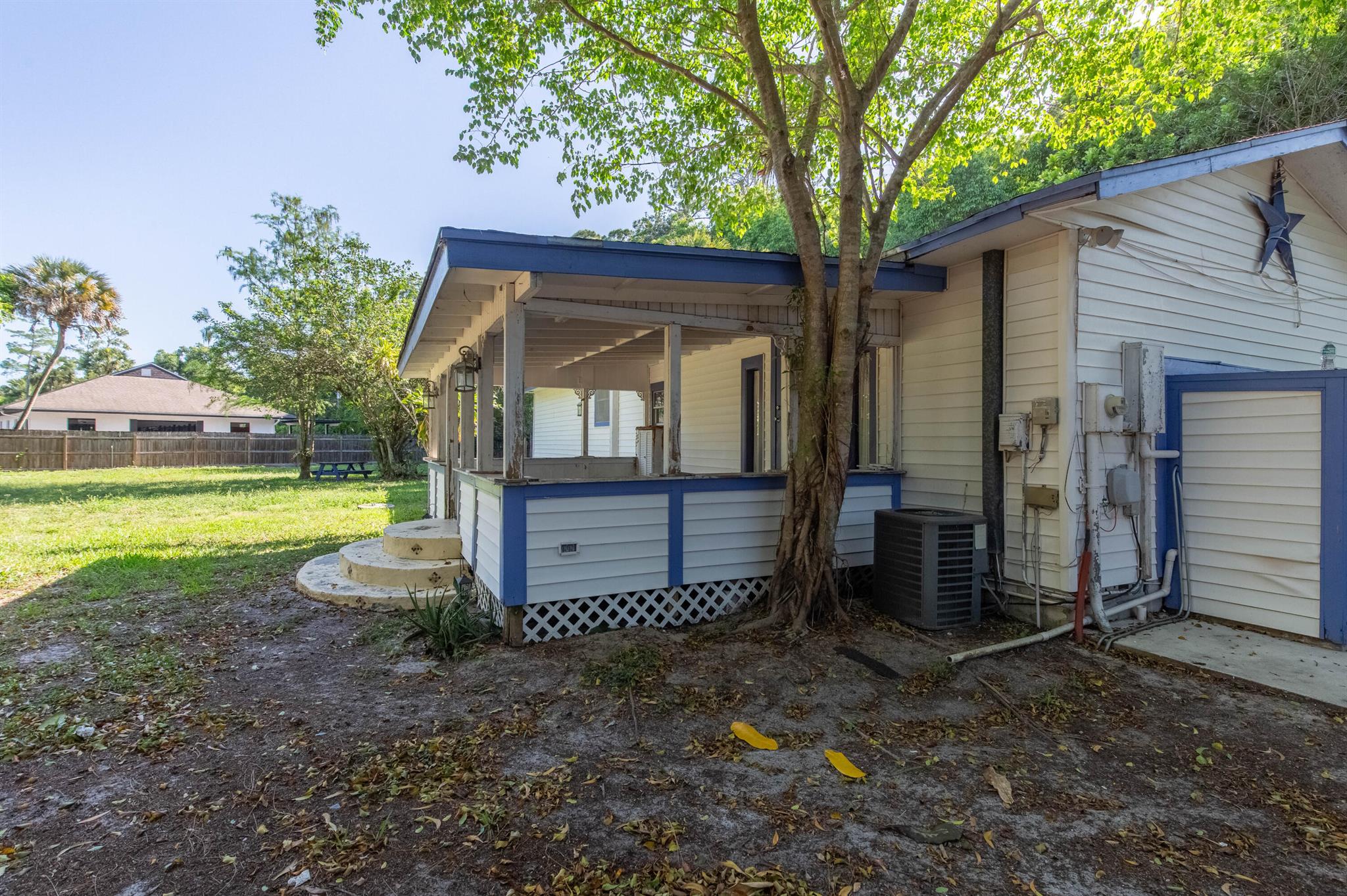 PALM BEACH LITTLE RANCHES 2 - Residential