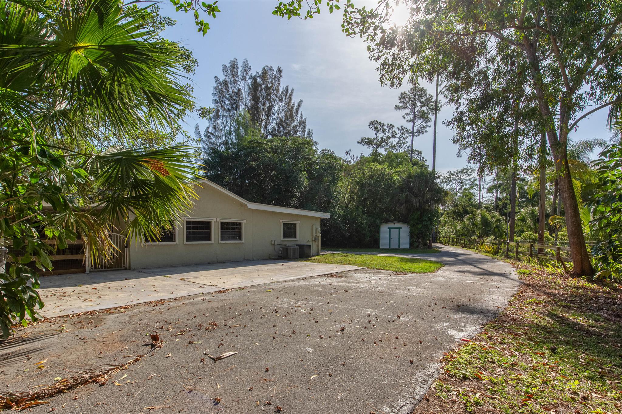 PALM BEACH LITTLE RANCHES 2 - Residential