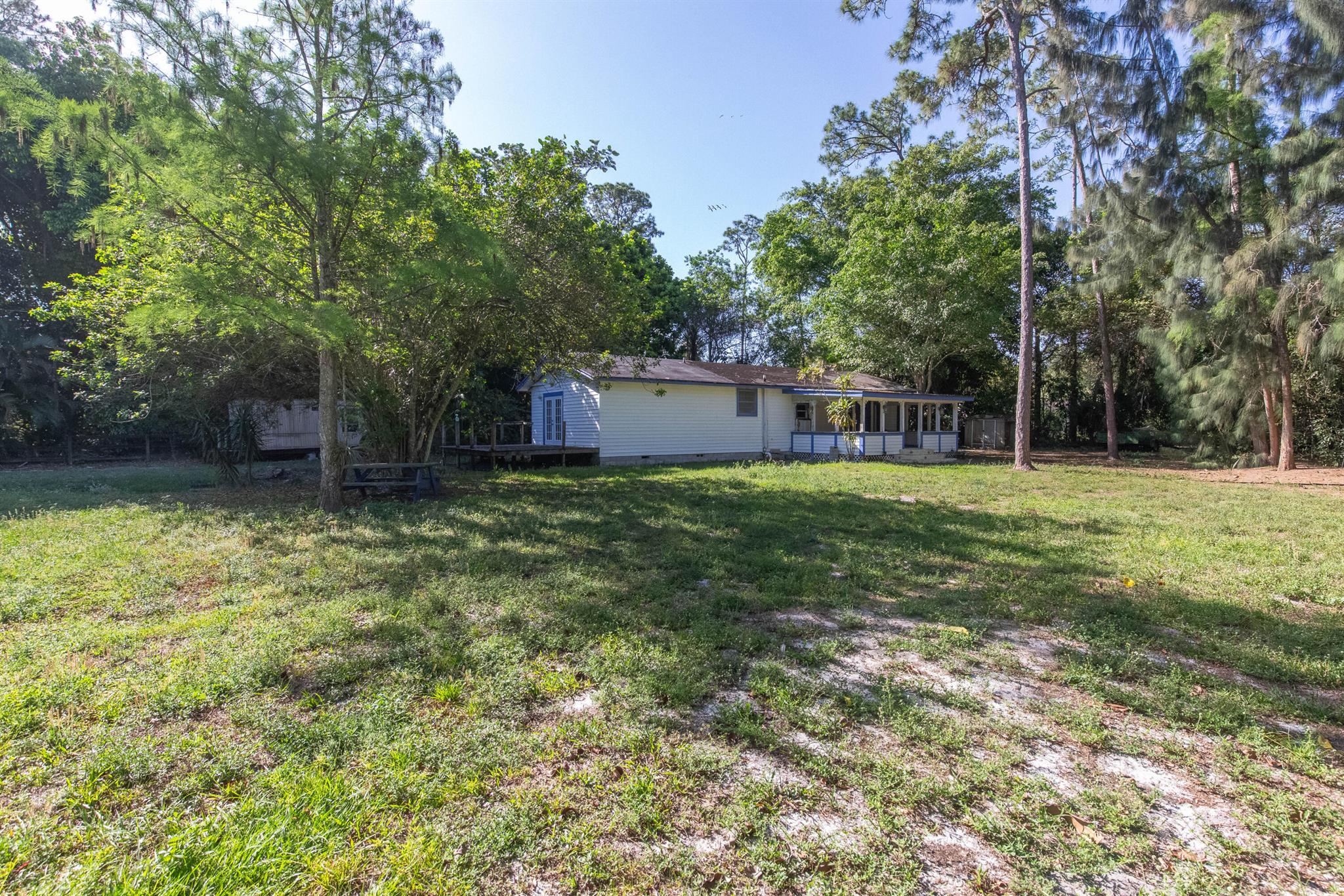 PALM BEACH LITTLE RANCHES 2 - Residential