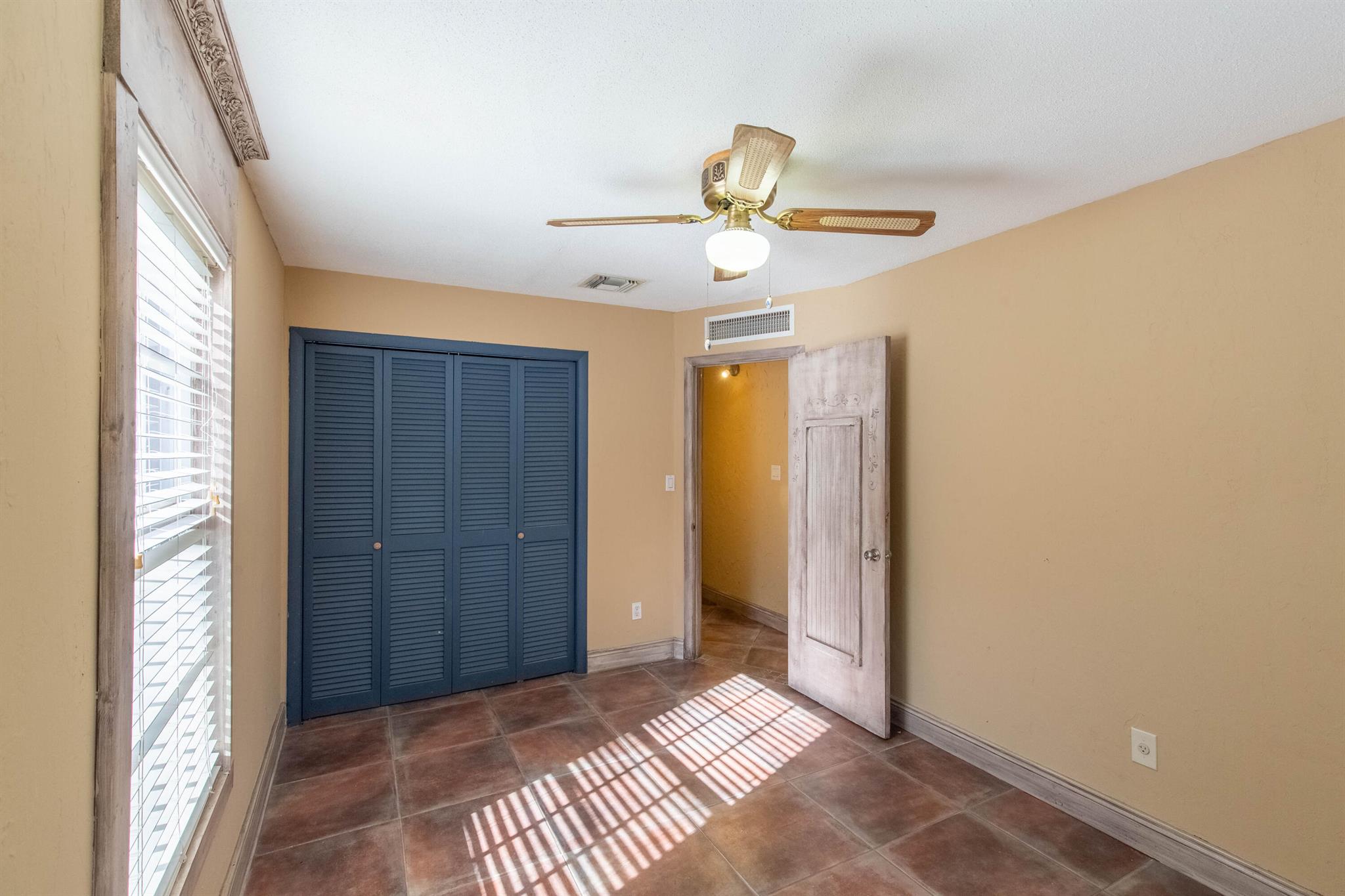 PALM BEACH LITTLE RANCHES 2 - Residential