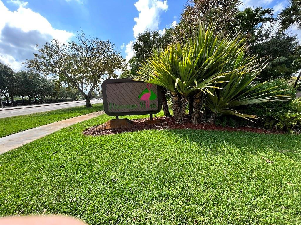 FLAMINGO VILLAS - Residential