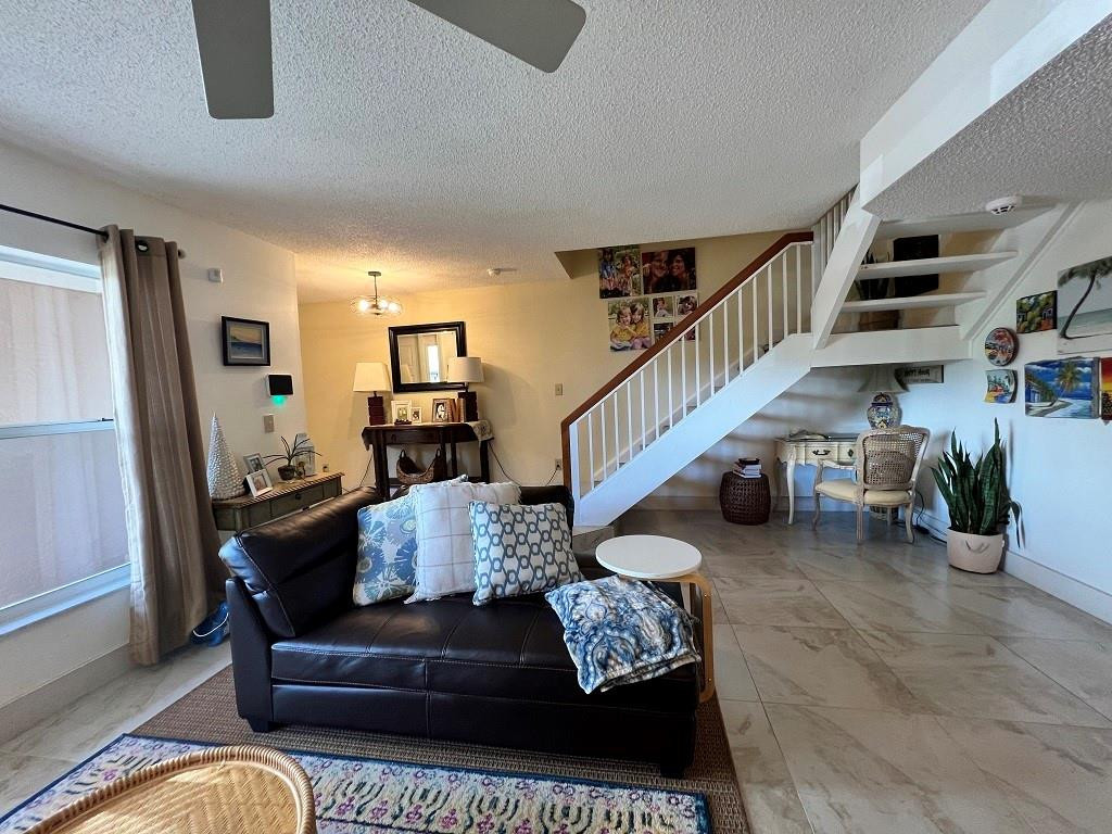 FLAMINGO VILLAS - Residential