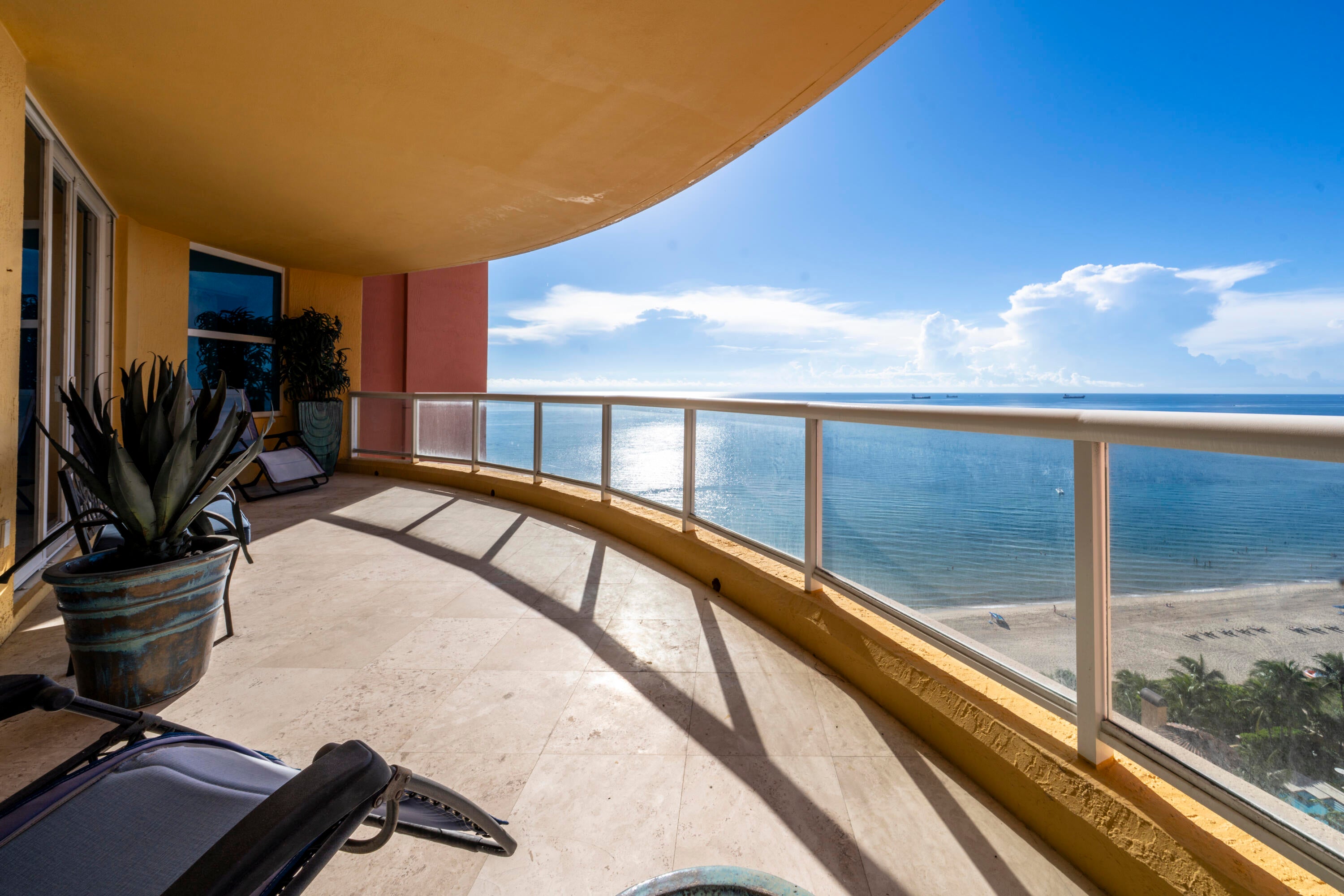 2110 N Ocean Boulevard 19A/D