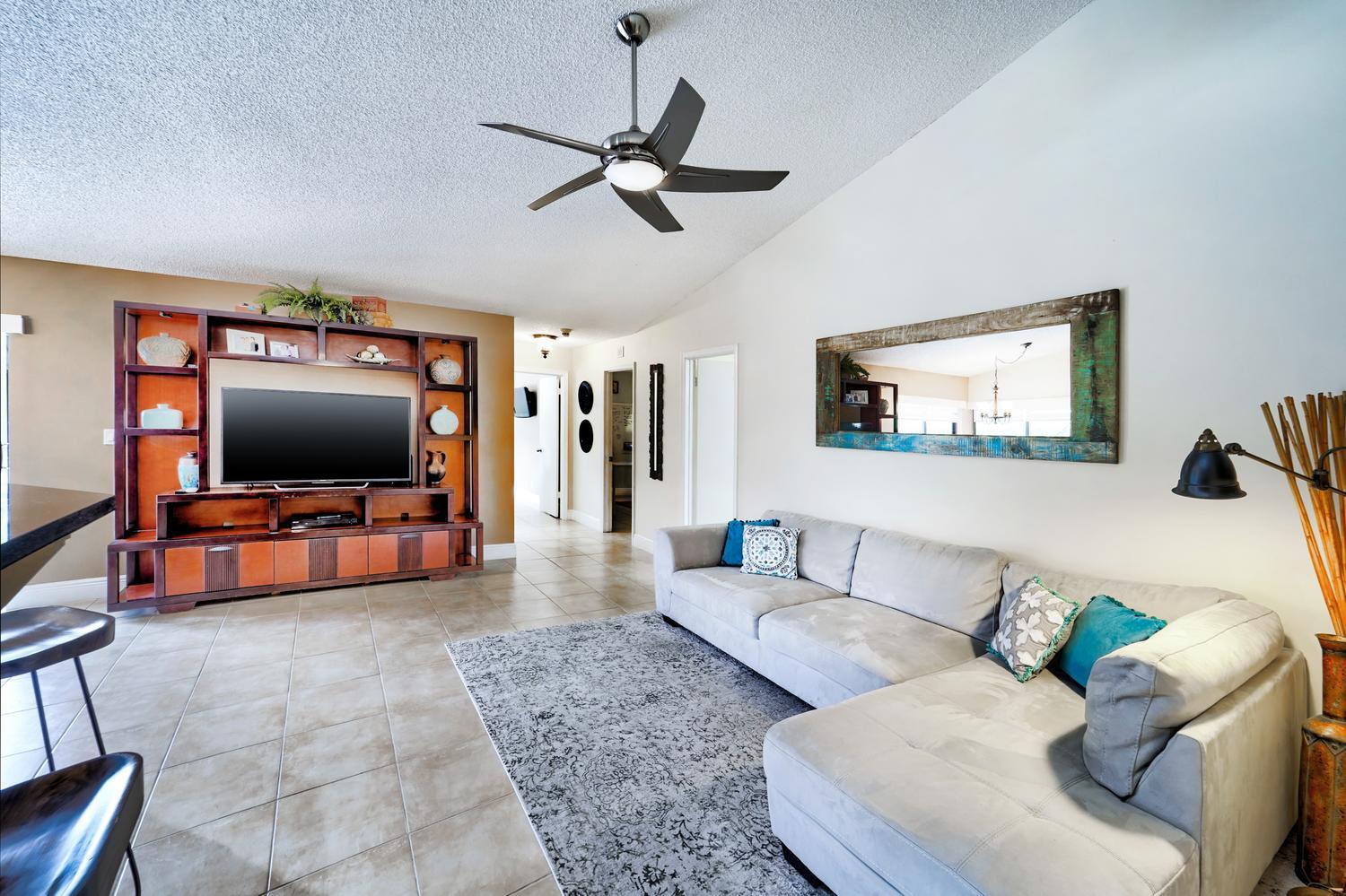 CYPRESS RUN - Residential