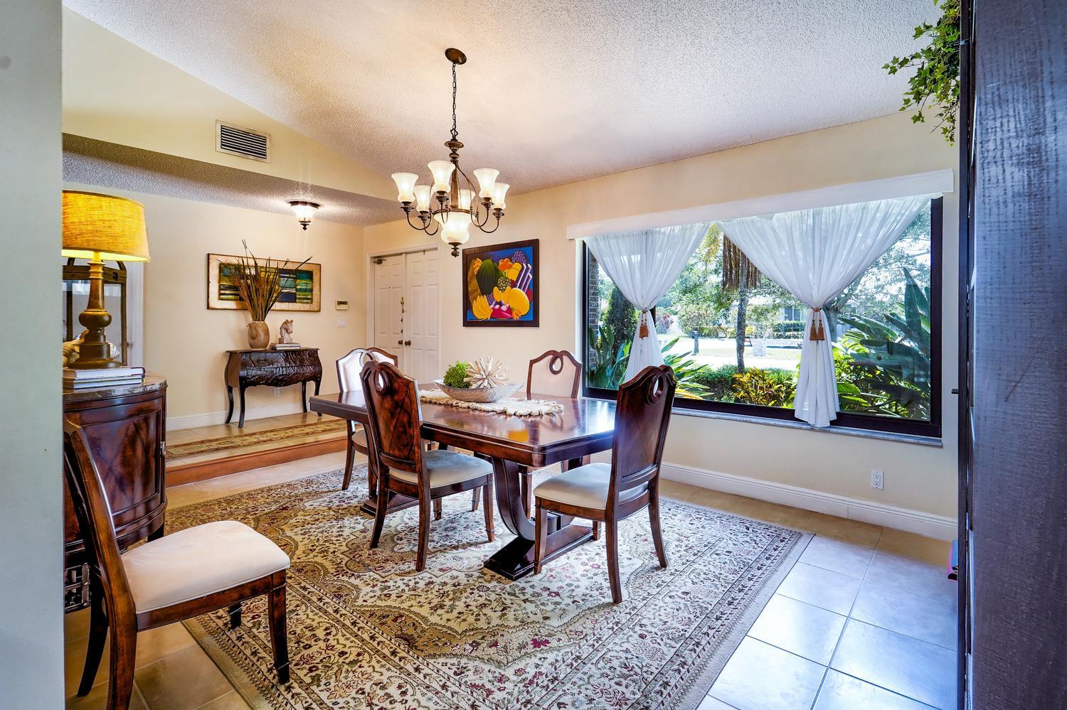 CYPRESS RUN - Residential