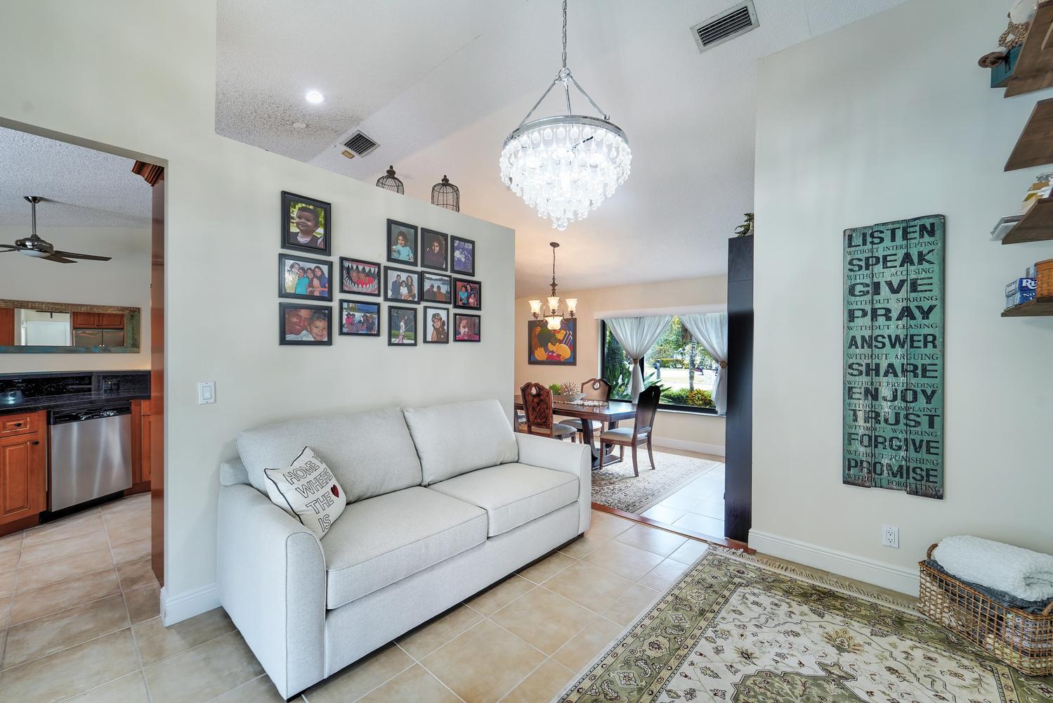 CYPRESS RUN - Residential