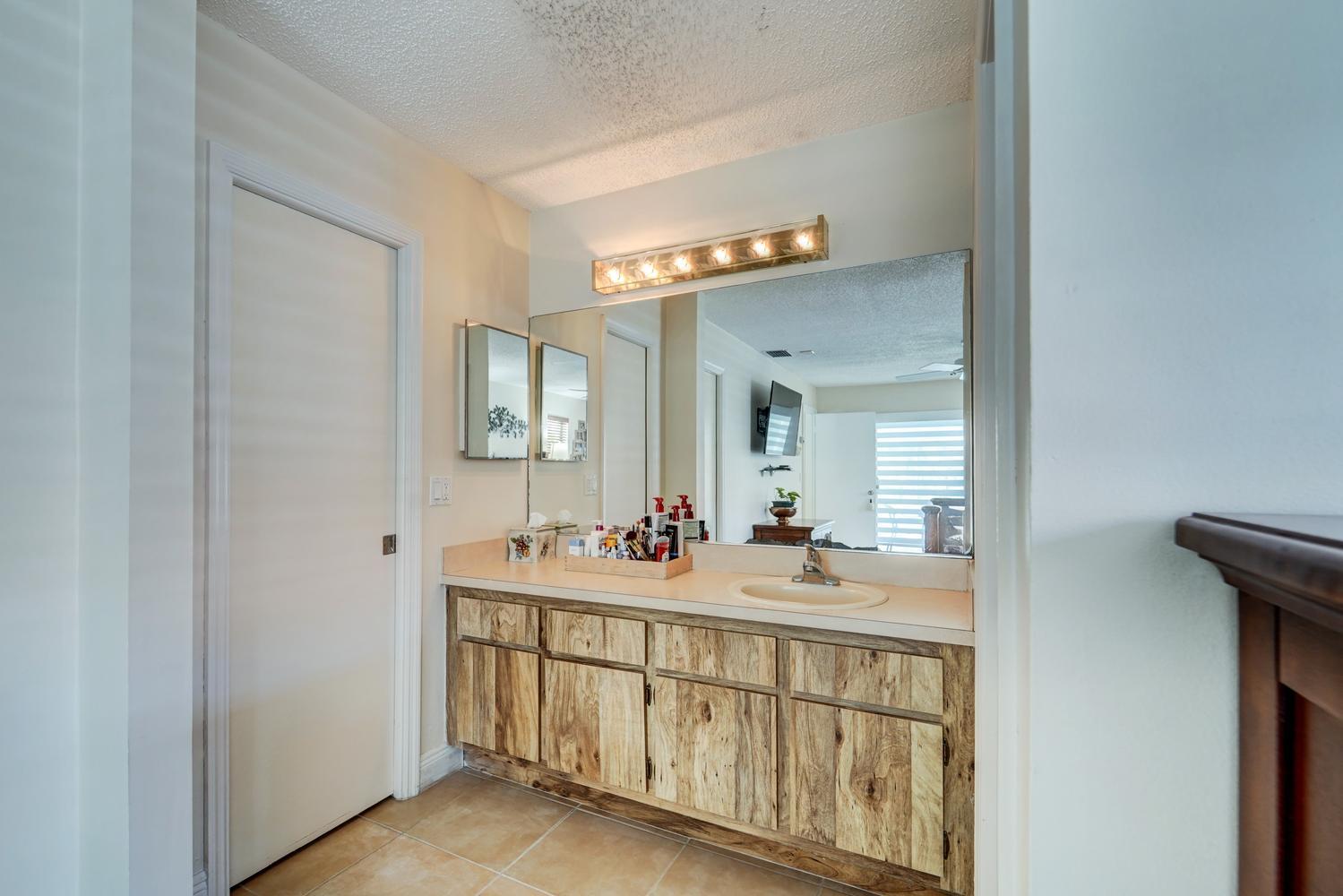 CYPRESS RUN - Residential