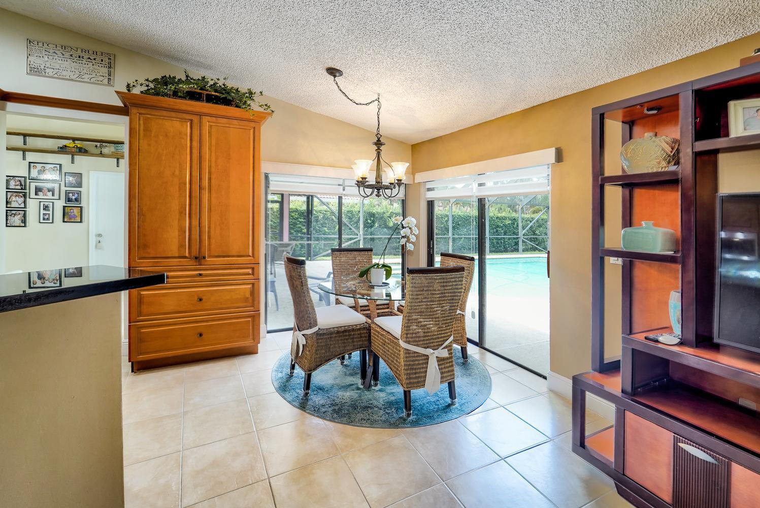 CYPRESS RUN - Residential