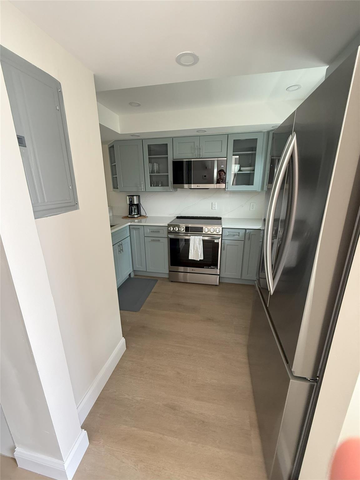 106 Royal Park Dr 3C