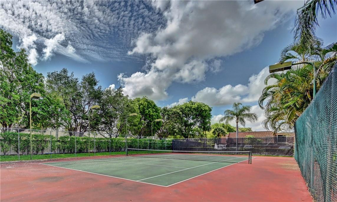 Village @ Lake Pine - Residential