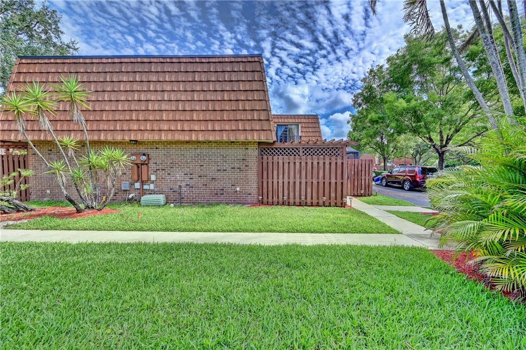 Village @ Lake Pine - Residential