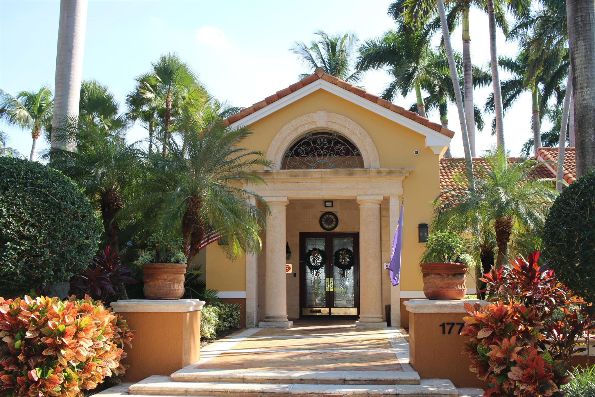 YACHT CLUB ON THE INTRACO - Residential Lease