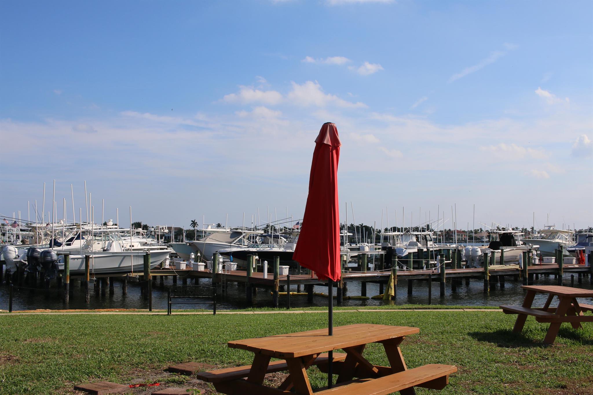 YACHT CLUB ON THE INTRACO - Residential Lease