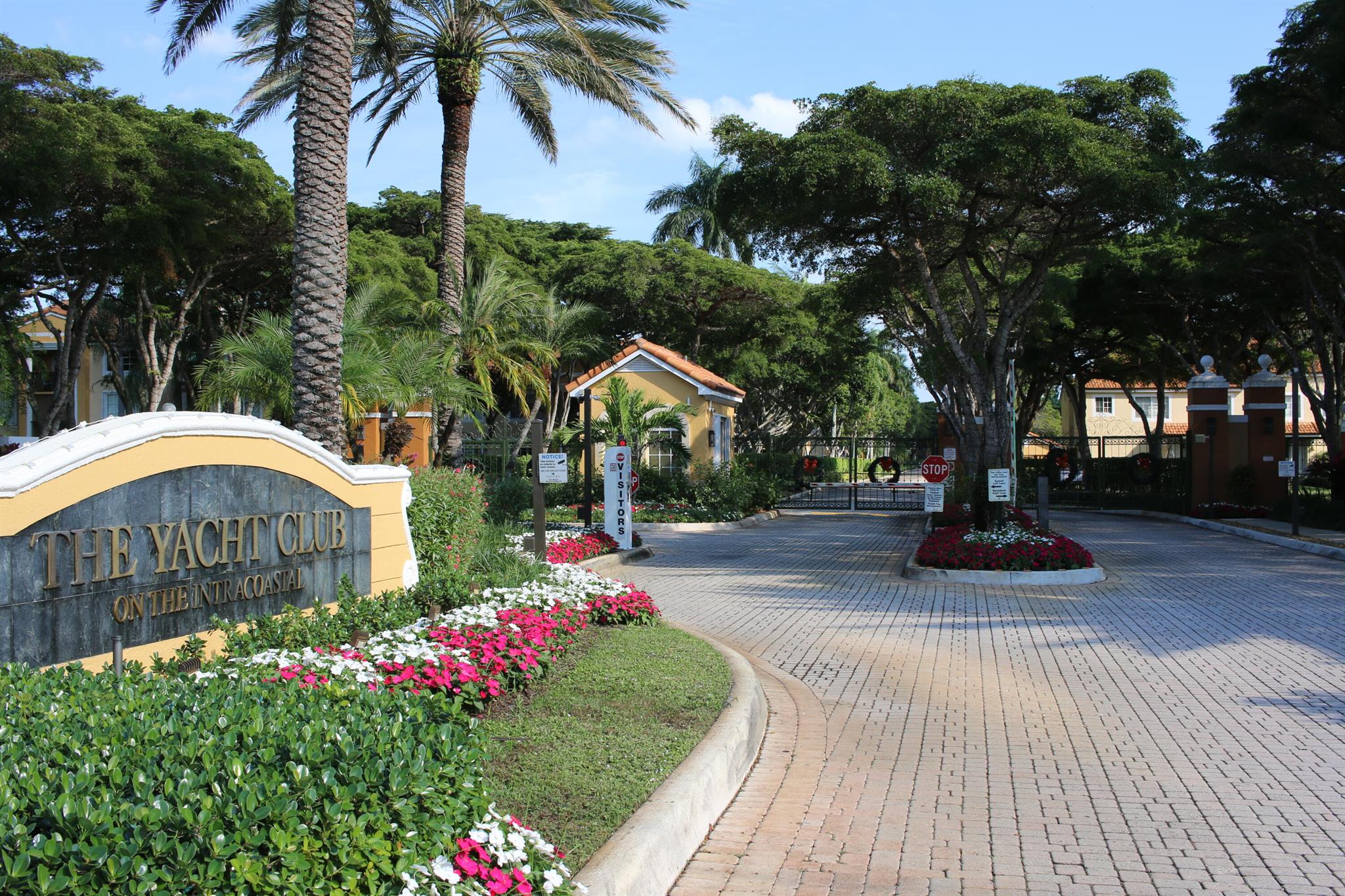 YACHT CLUB ON THE INTRACO - Residential Lease