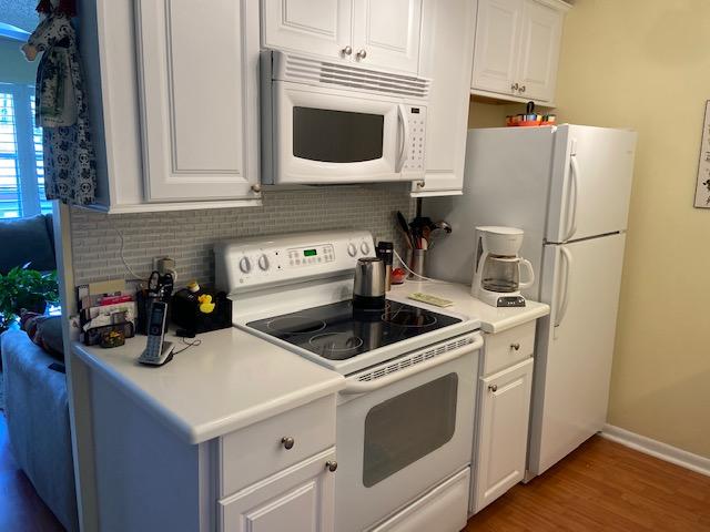 CENTURY VILLAGE CONDO - Residential Lease