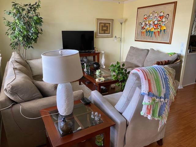 CENTURY VILLAGE CONDO - Residential Lease