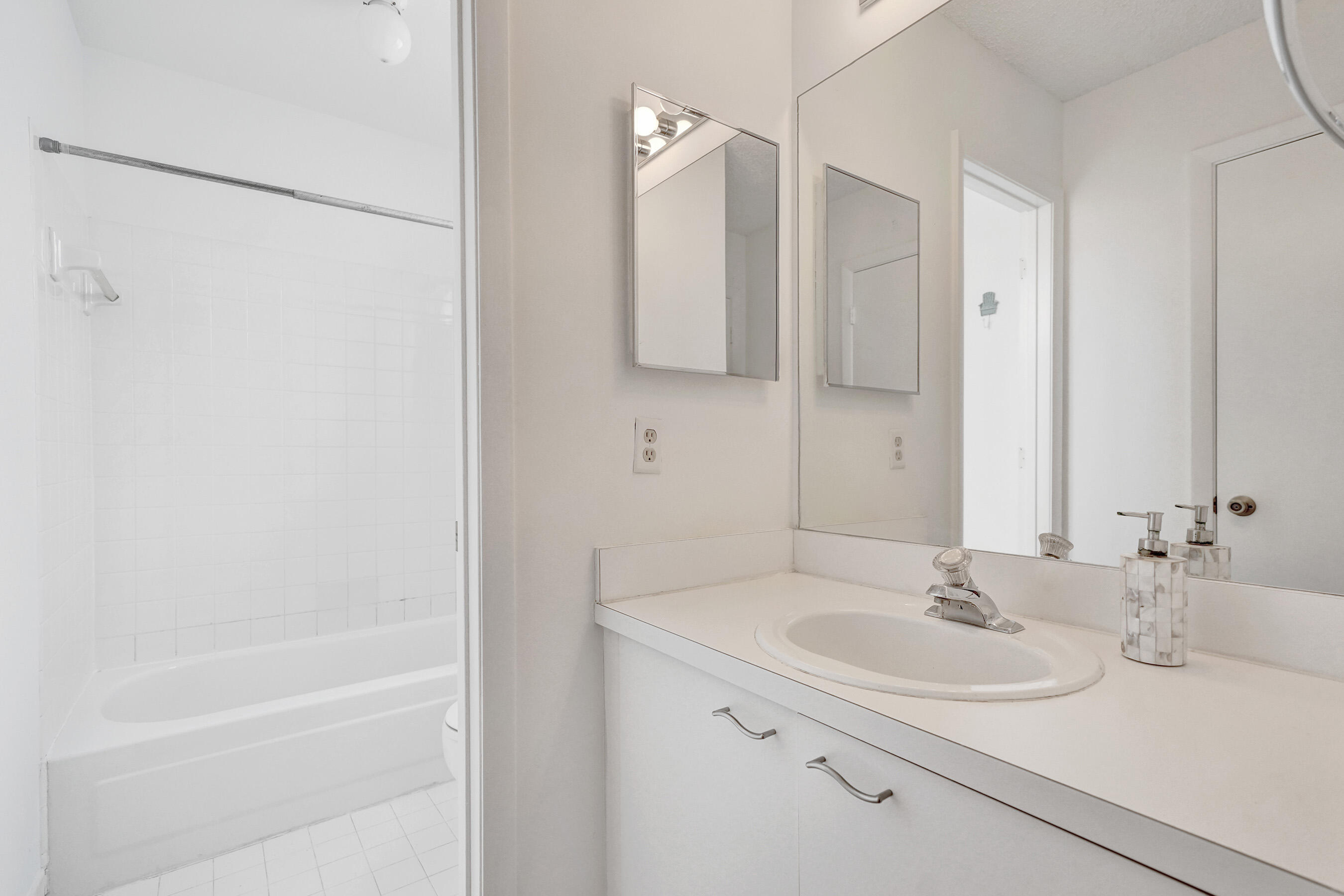 CORAL BAY PARCEL G - Residential