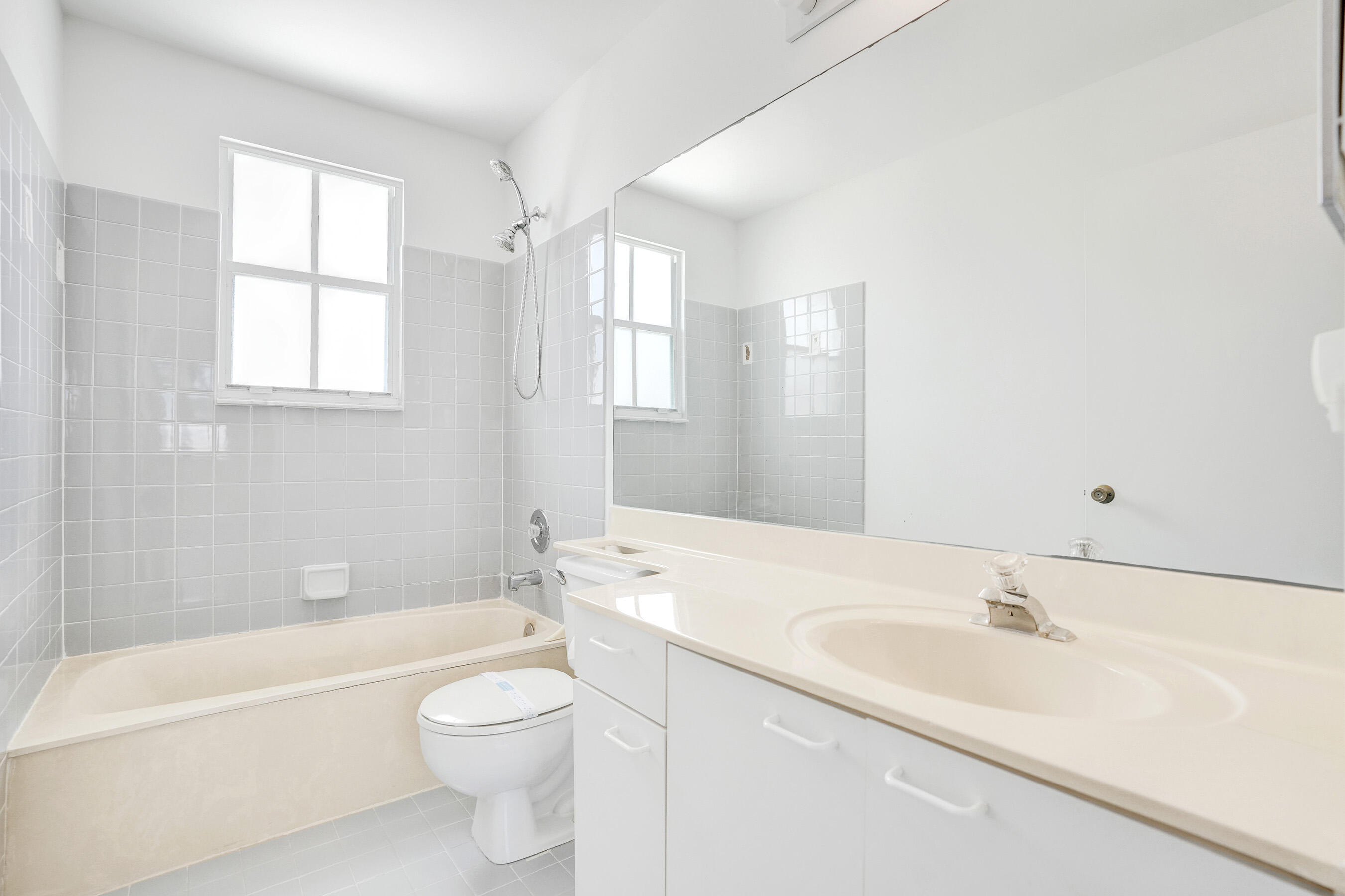 CORAL BAY PARCEL G - Residential