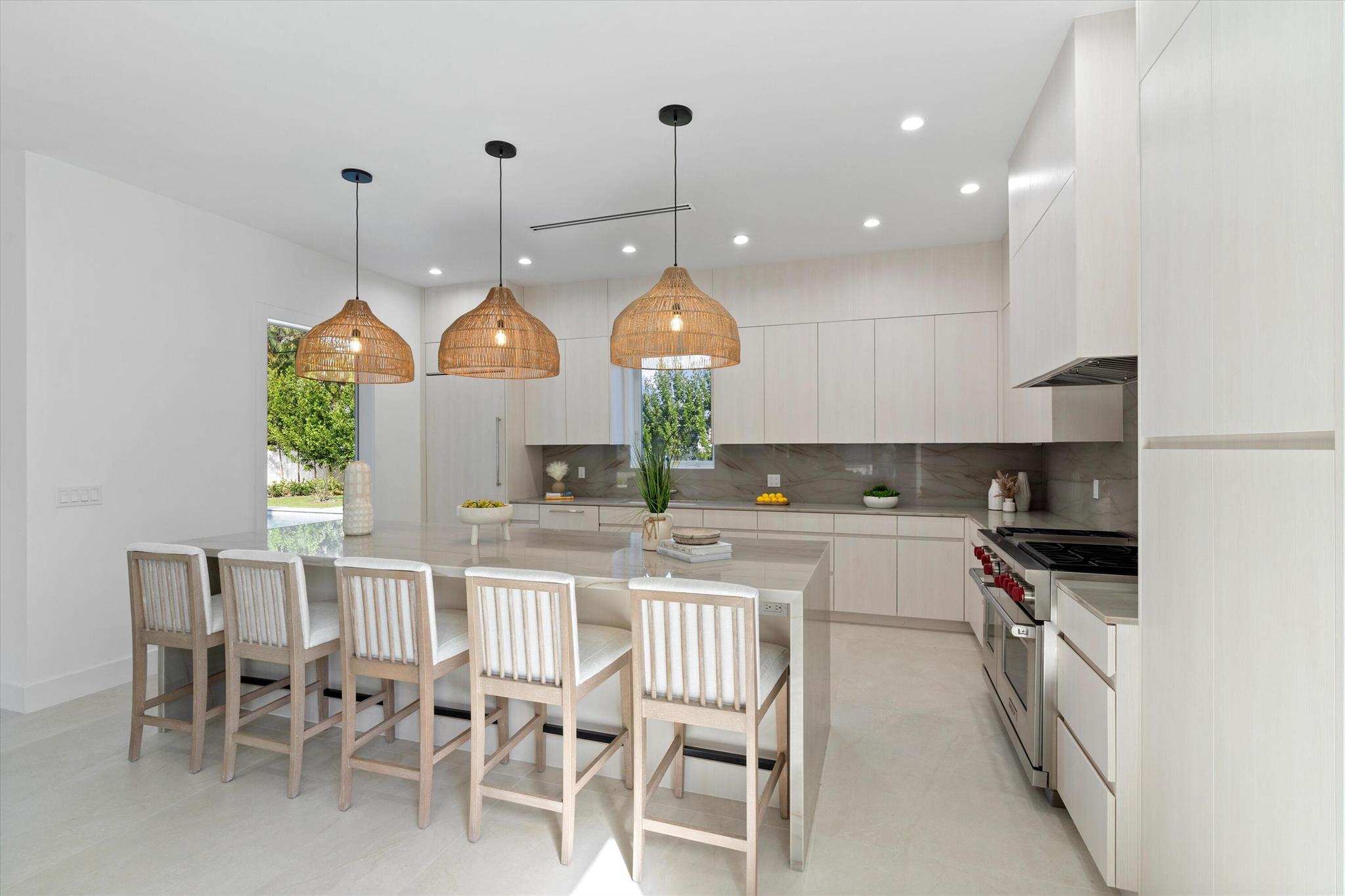 EDGEWATER - Residential