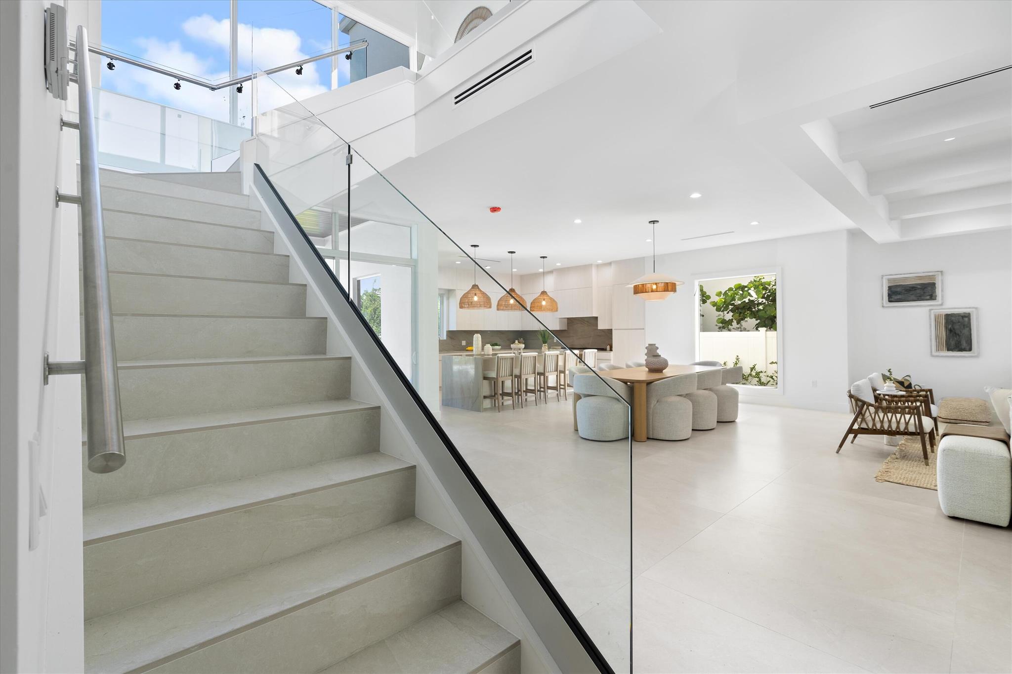 EDGEWATER - Residential