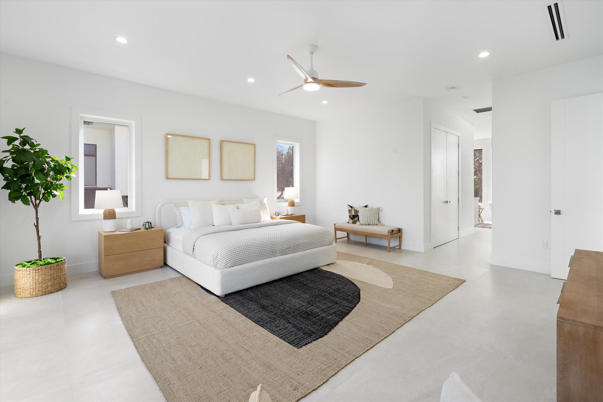 EDGEWATER - Residential