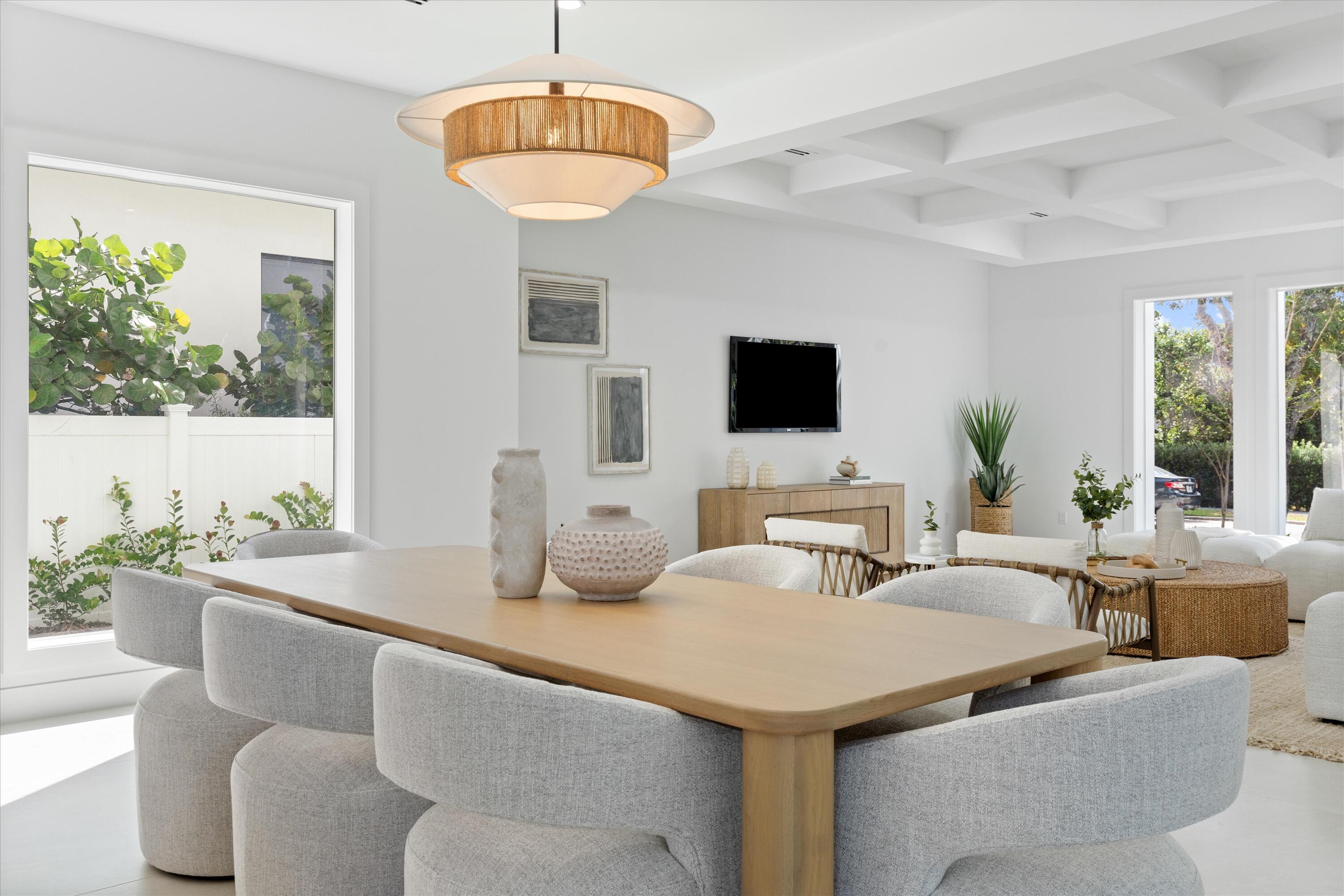 EDGEWATER - Residential